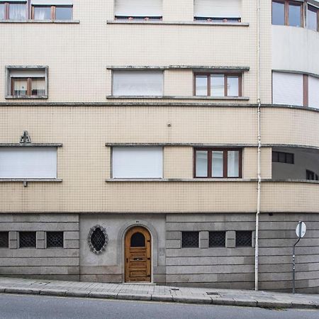 Tasteful 2Br Flat In Art District By Lovelystay Porto Bagian luar foto