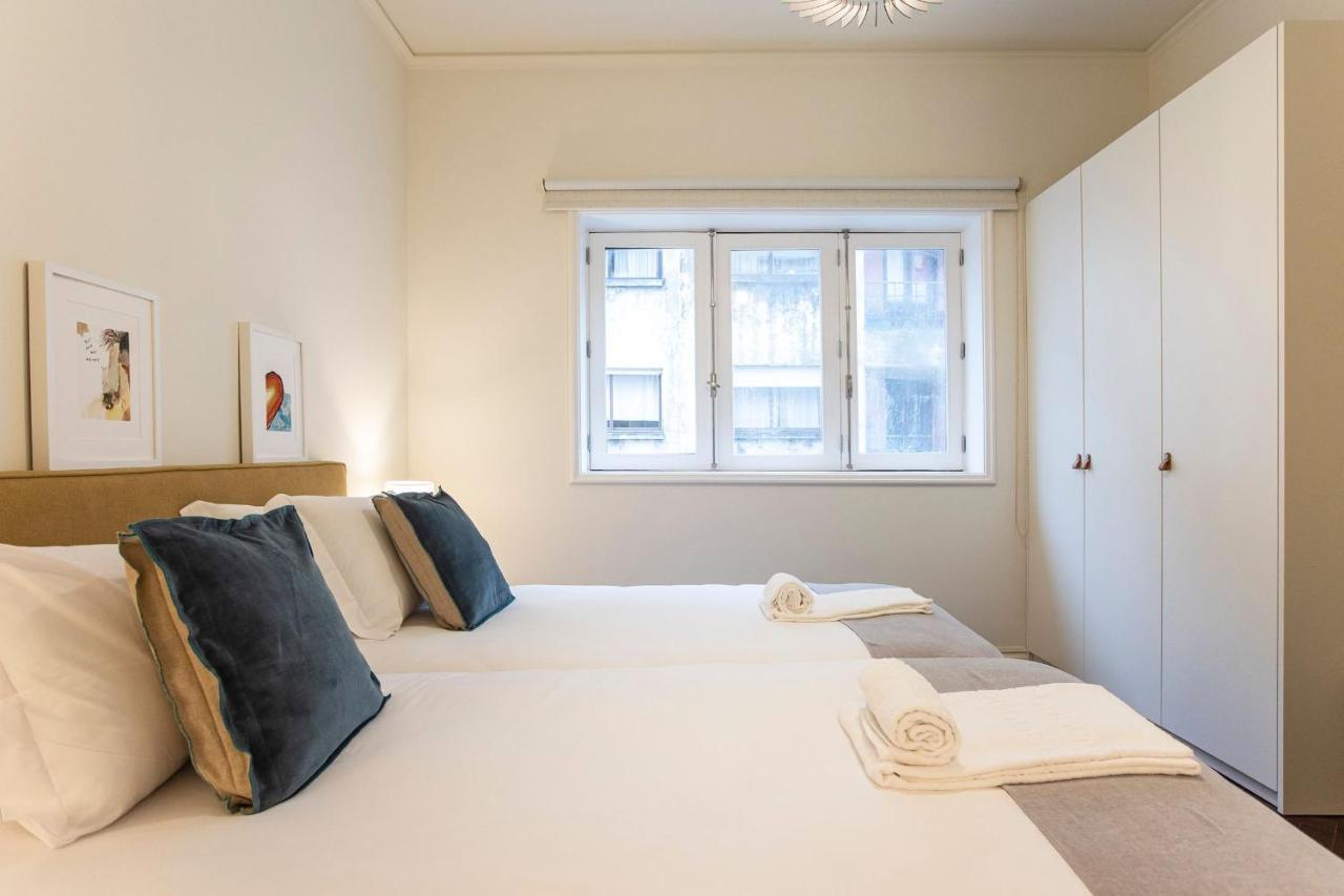 Tasteful 2Br Flat In Art District By Lovelystay Porto Bagian luar foto