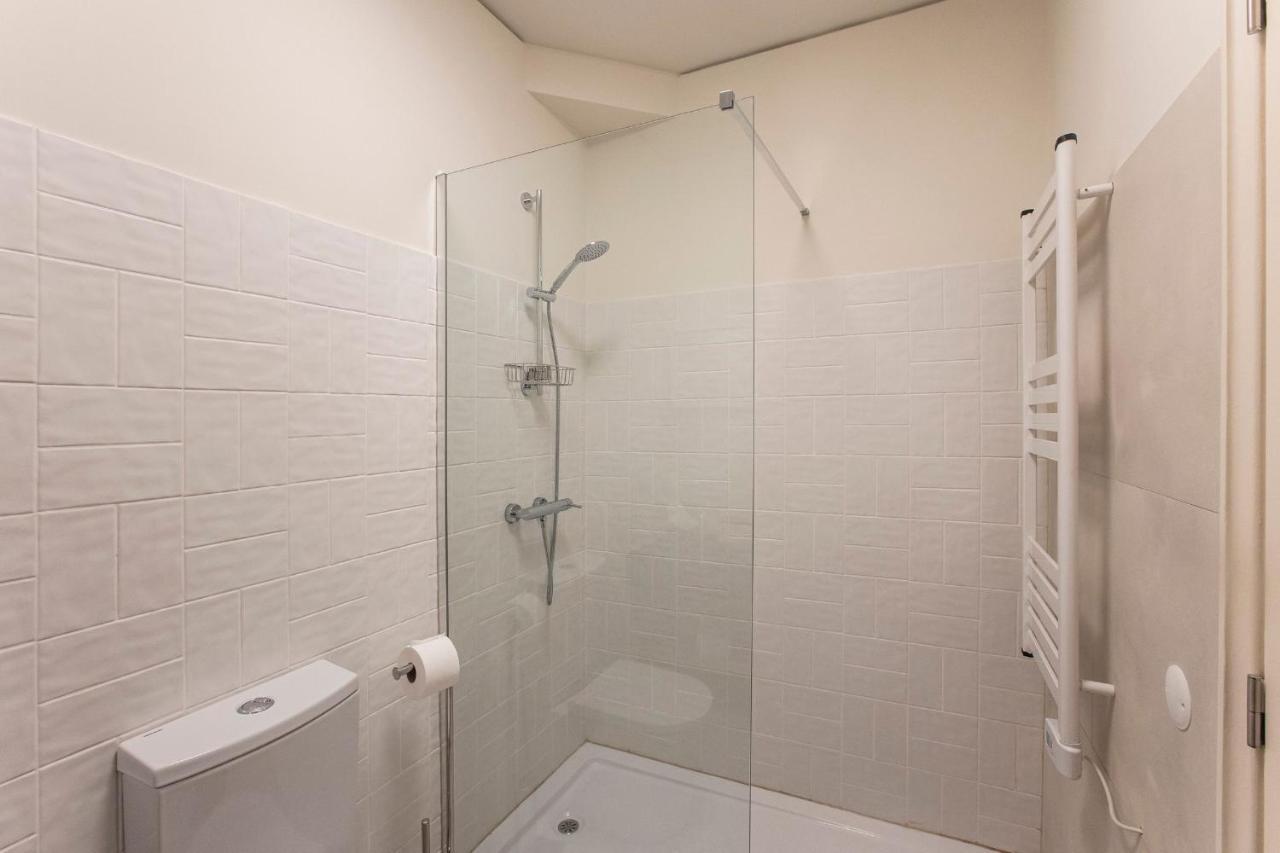Tasteful 2Br Flat In Art District By Lovelystay Porto Bagian luar foto